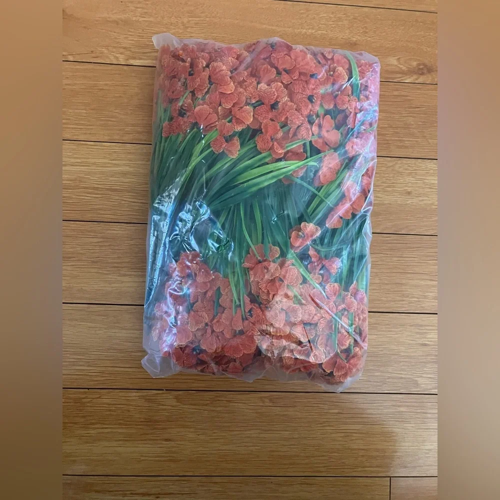 BRAND NEW Krissing 48 Bundles Outdoor Artificial Flowers UV Resistant Fake